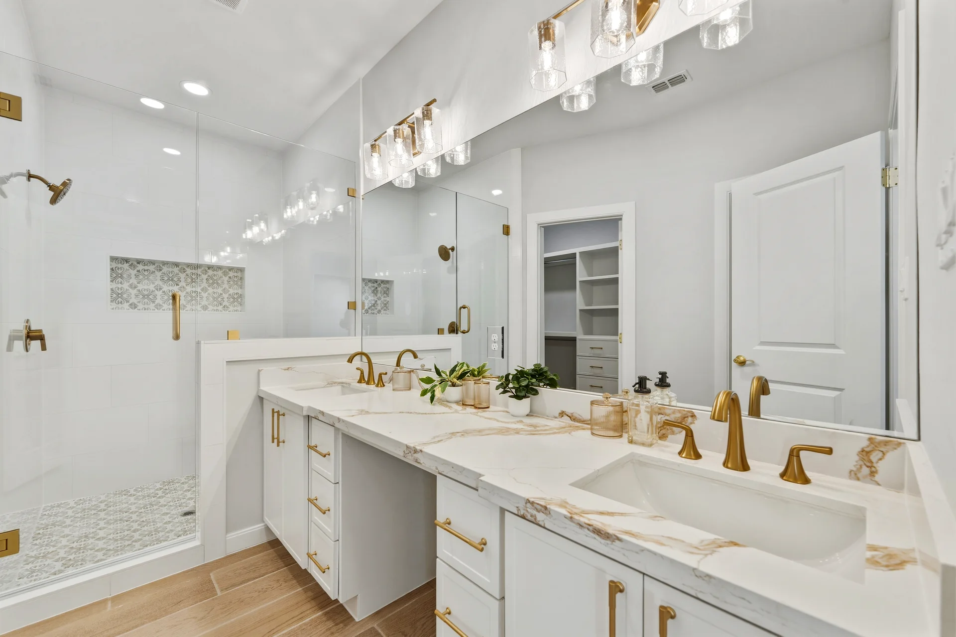 9102 N. 25th custom home, photograph 12 of 27